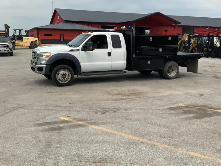 2011-ford-f550-xlt-image-8