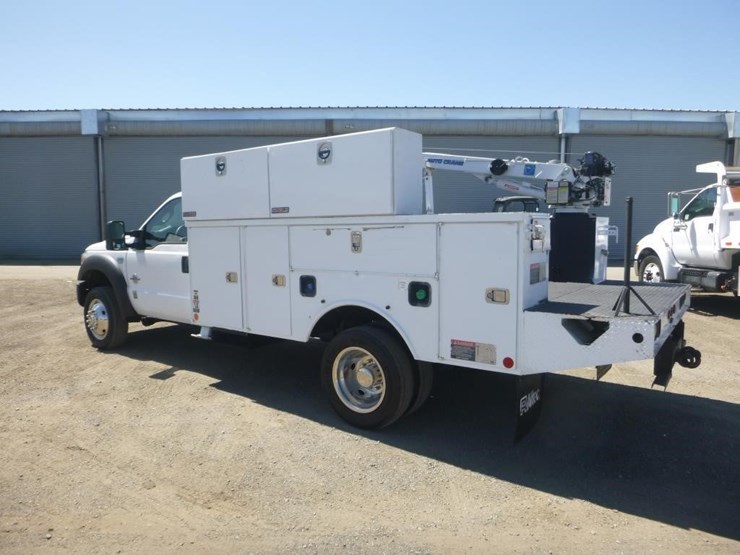 2011-ford-f550-image-4