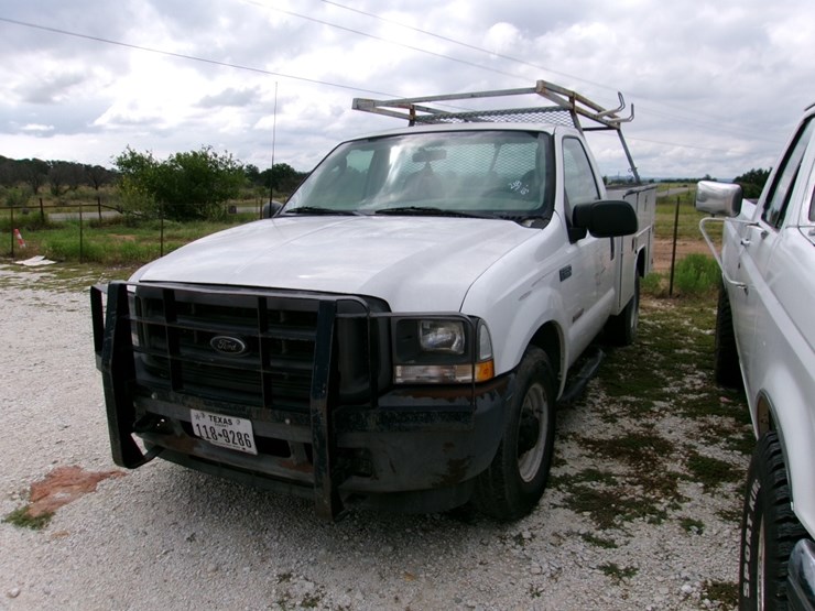 2003-ford-f250-image-1
