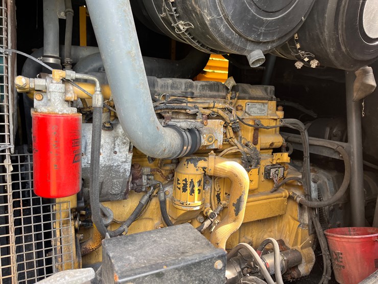 #104-•-atlas-copco-xahs-836-trailer-mounted-air-compressor-image-11
