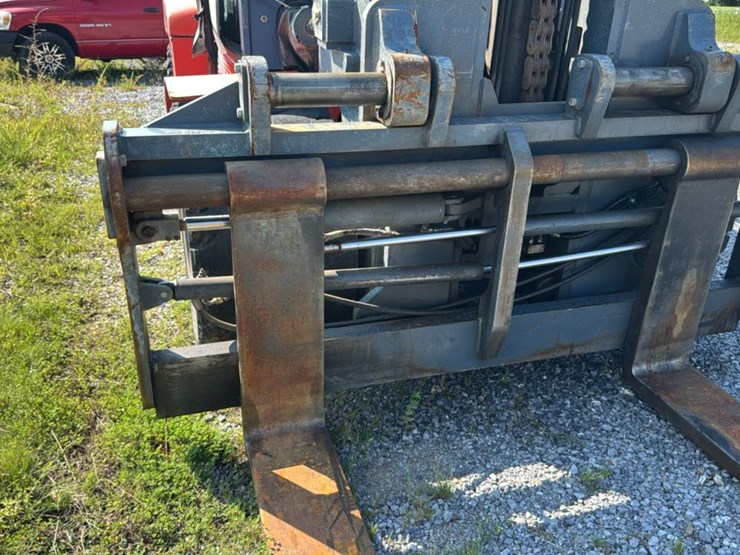 #165-•-2017-heli-americas-cpcd100-forklift-image-13