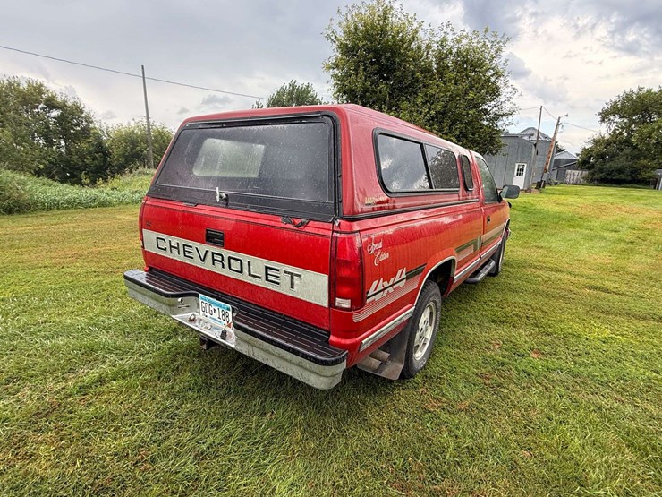 1993-chevrolet-silverado-image-11