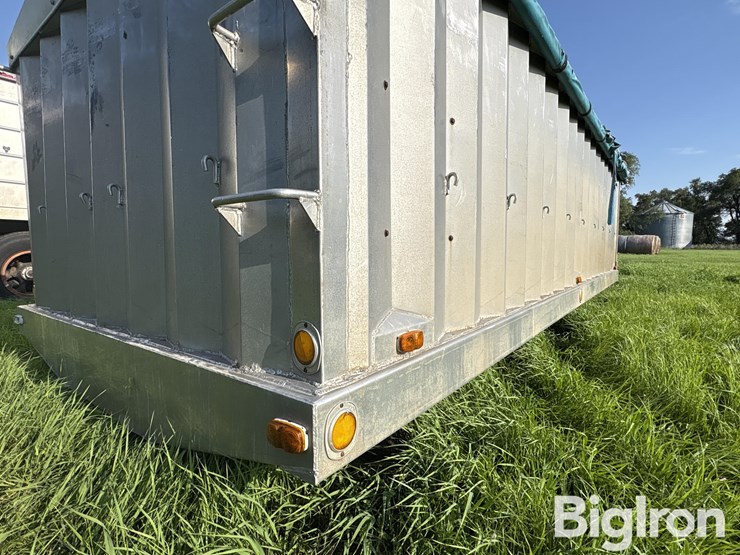 20’-aluminum-grain-truck-box-image-9