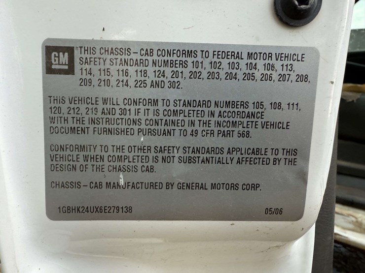 2006-chevrolet-2500-image-26