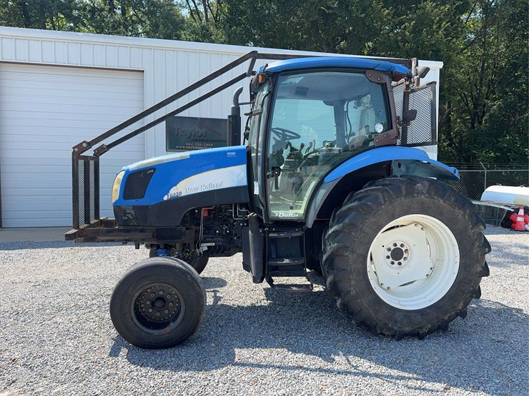 new-holland-t6020-image-2