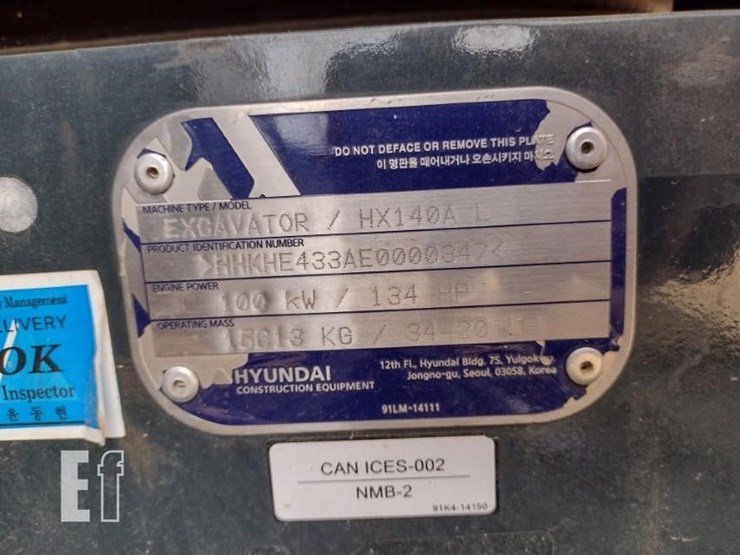 2022-hyundai-hx140al-image-5
