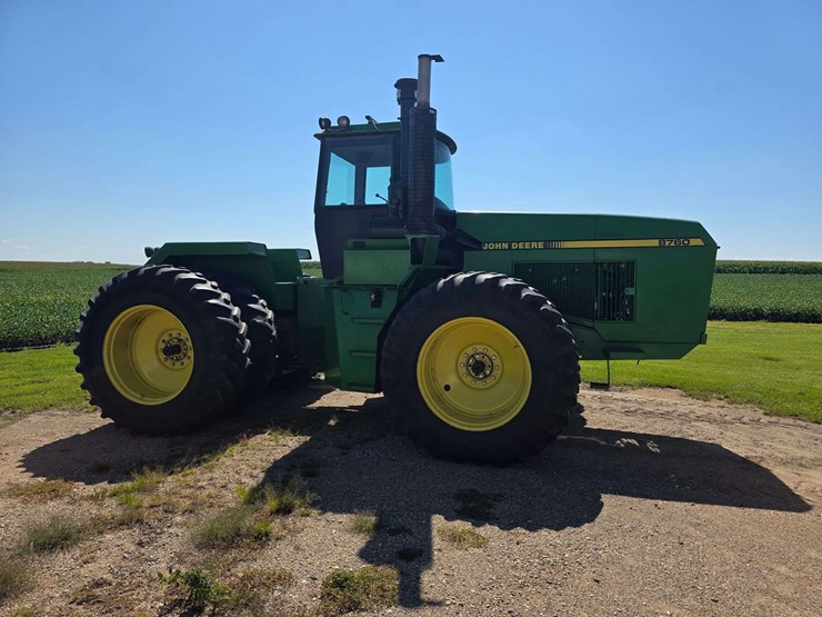 1989-john-deere-8760-image-16