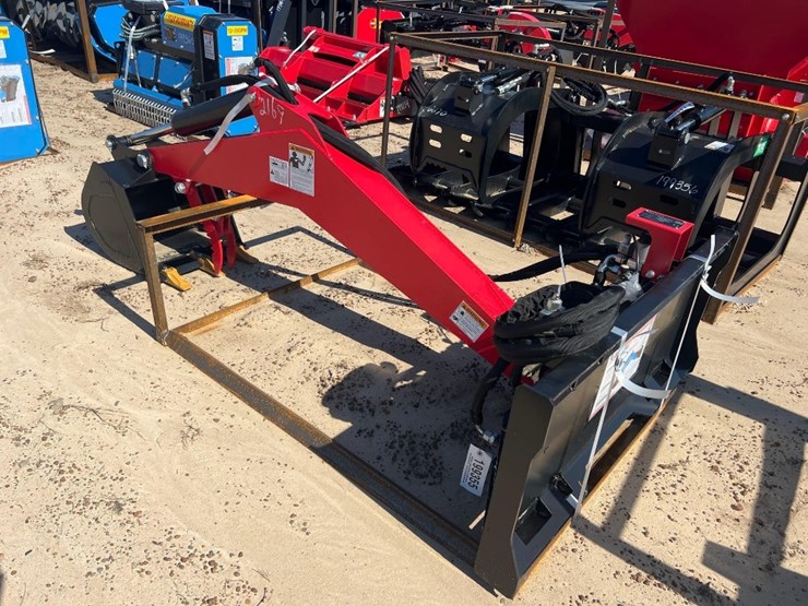 unused-raytree-rmdb82-82"-e-z-digger-backhoe-image-2