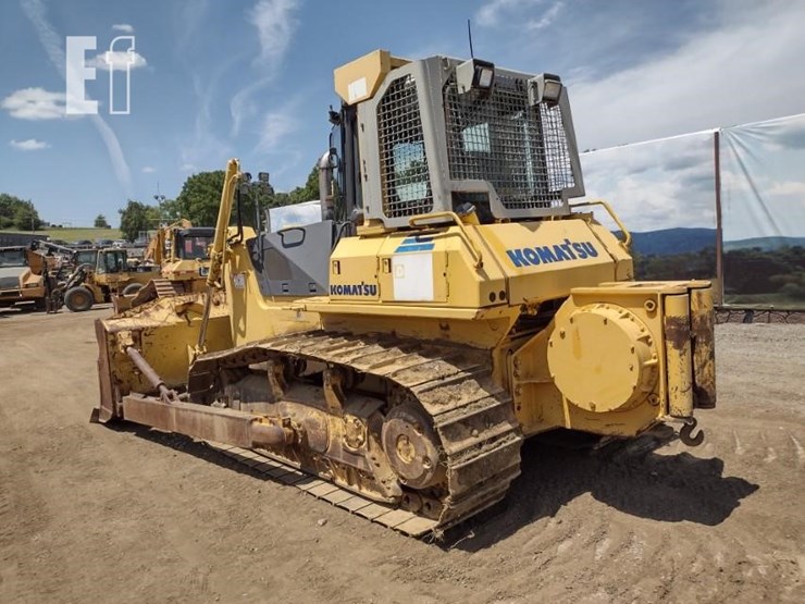 2004-komatsu-d65ex-15-image-51