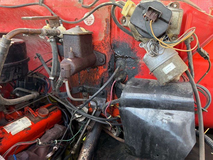 1976-c60-grain-truck,-single-axel,-15’-steel-box,-wood-floor,-roll-tarp,-v8-350-motor,-4-speed-2-spe-image-15