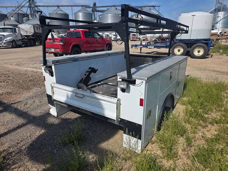 dakota-bodies-service-body,-8’3”-long-x-80”-outside,-has-some-left-side-rear-damage-image-9