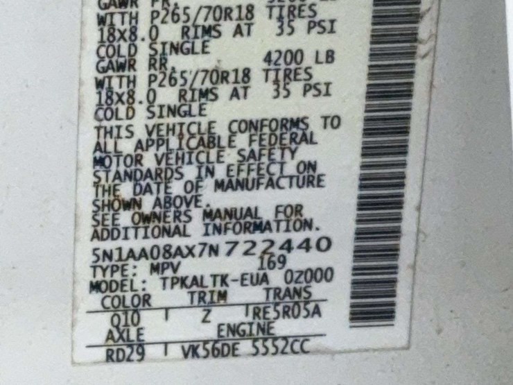 2007-nissan-armada-image-9