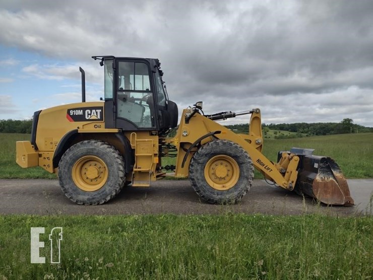 2018-caterpillar-910m-image-3