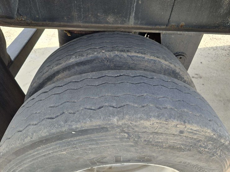 1998-transcraft-eagle-aluminum-flat-bed-trailer,-spread-axle,-11r22.5-tires-on-all-aluminum-rims,-ne-image-28