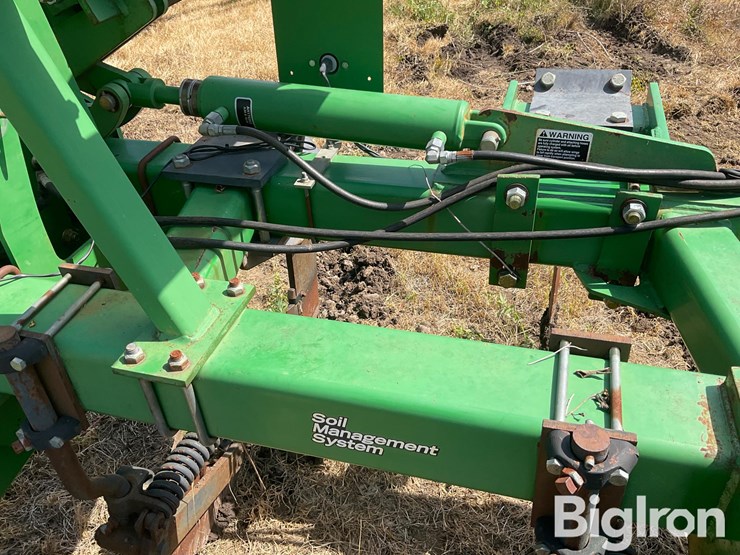 john-deere-2100-image-11