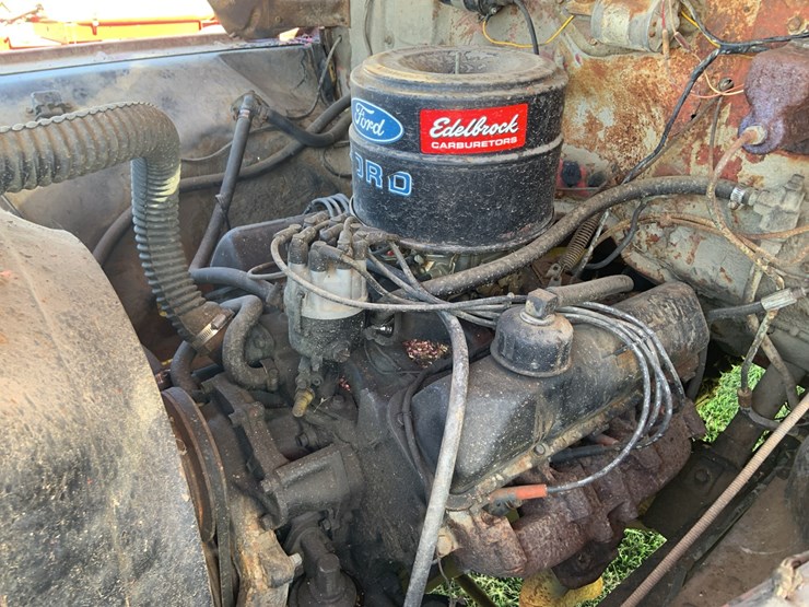 1958-ford-single-axle-grain-truck-image-15