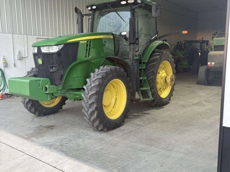 john-deere-7200r-image-2