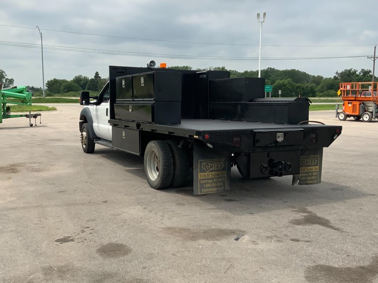 2011-ford-f550-xlt-image-7