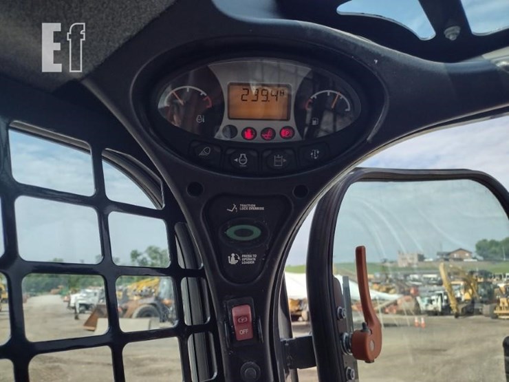 2022-bobcat-s740-image-7
