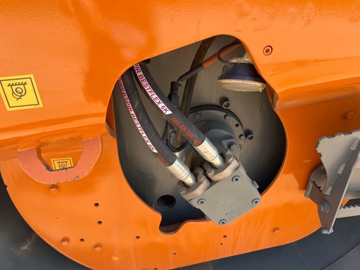 hamm-hd+120i-double-drum-roller-image-19