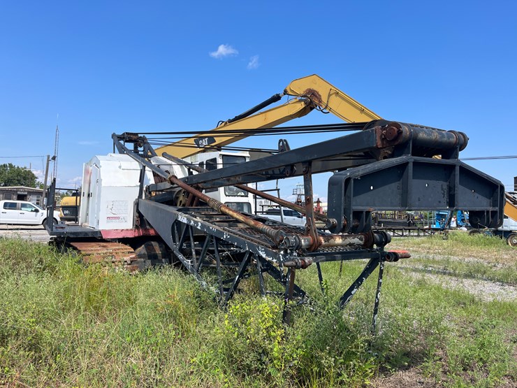 #102-•-link-belt-128-60-ton-crawler-crane-image-3