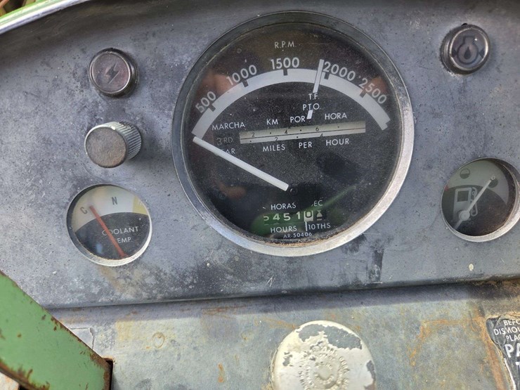 john-deere-4020-image-36