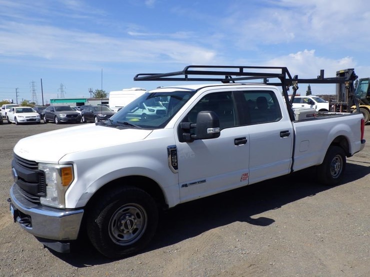 2017-ford-f250-image-2