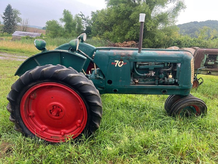 oliver-70-image-2