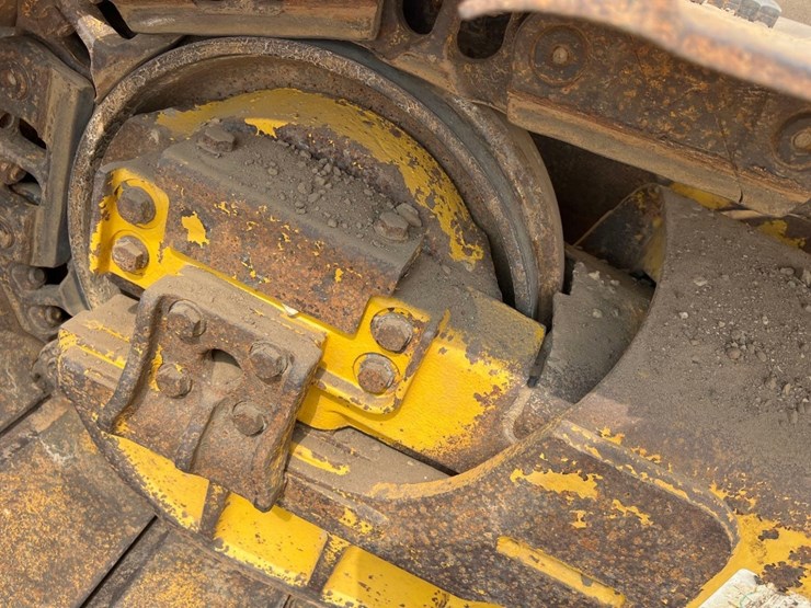 2018-komatsu-d51px-24-image-27