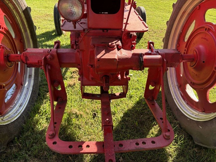 1952-farmall-super-c,-wf,-11.2-36-rears,-5.00-15-fronts,-pto,-6v,-sn--138124-image-10