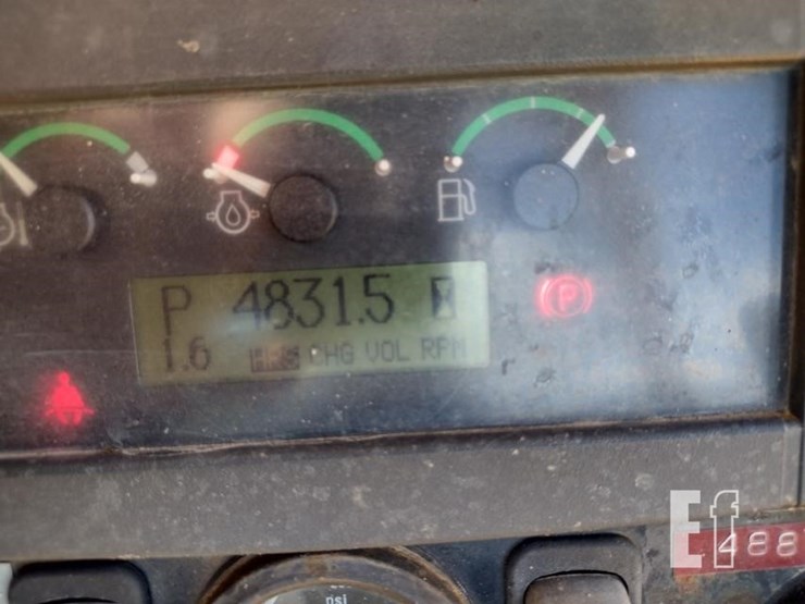 2004-deere-650h-image-6