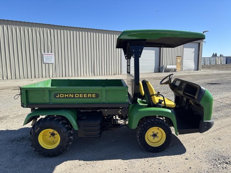 john-deere-gator-image-7