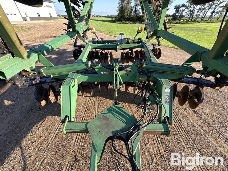 john-deere-635-image-18