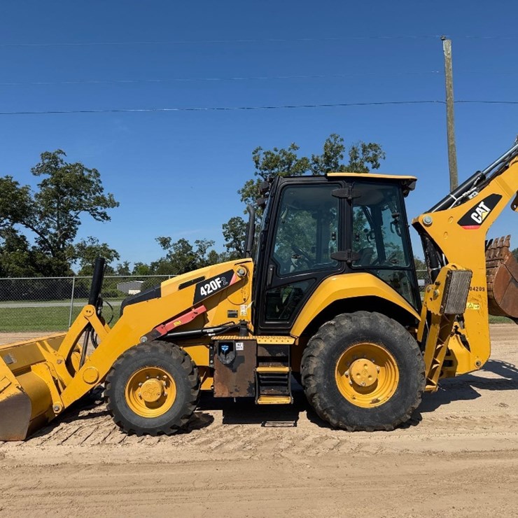 2019 CATERPILLAR 420F2