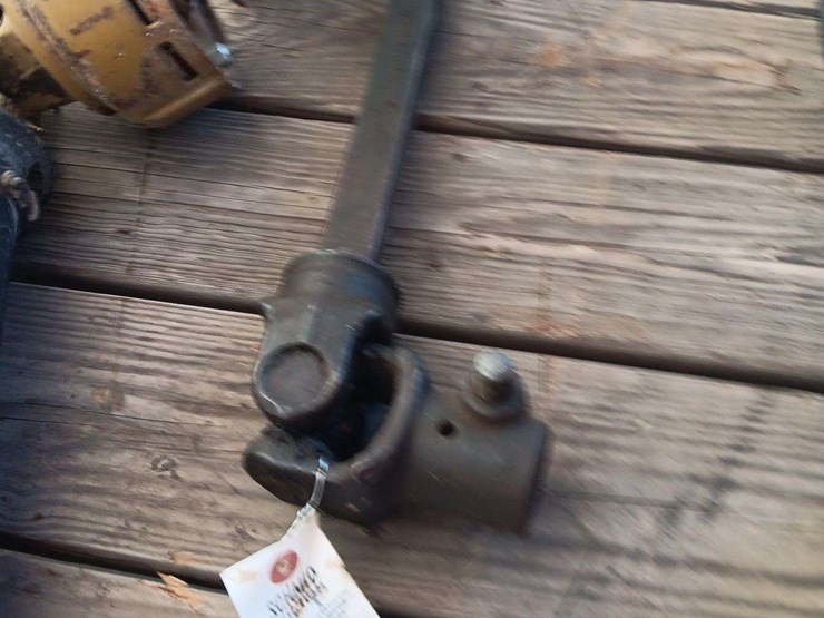 new-holland-853-image-21