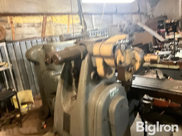 kearney-&-trecker-horizontal-milling-machine-image-16