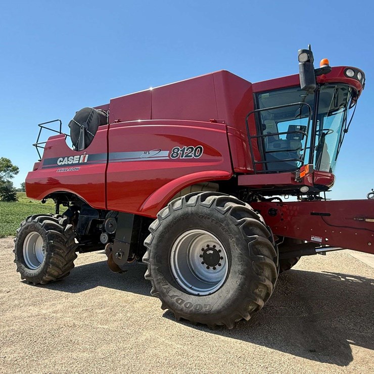 2009 CASE IH 8120