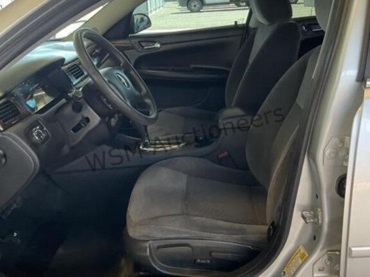 2014-chevrolet-impala-sdn-image-20