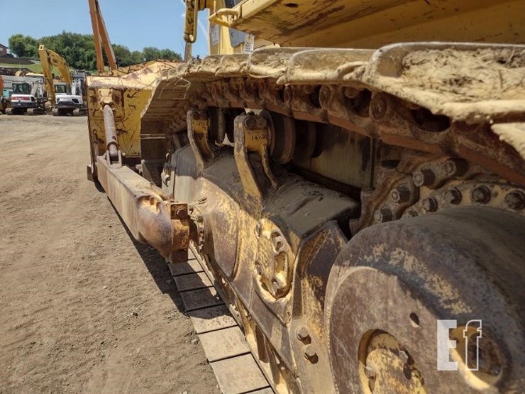 2004-komatsu-d65ex-15-image-23