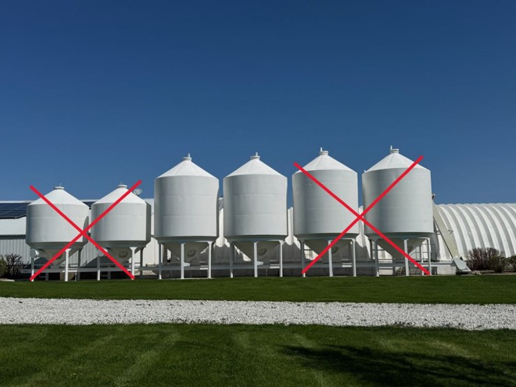 2-meridian-bulk-seed-bins-(jn2692-&-jn2693)-image-1