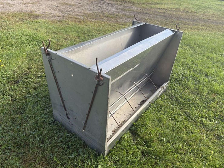 stainless-steel-pig-feeder,-double-sided,-50”-image-2