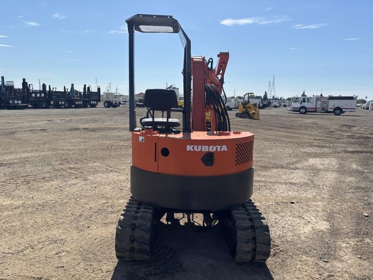 kubota-sr25-hydraulic-excavator-image-8