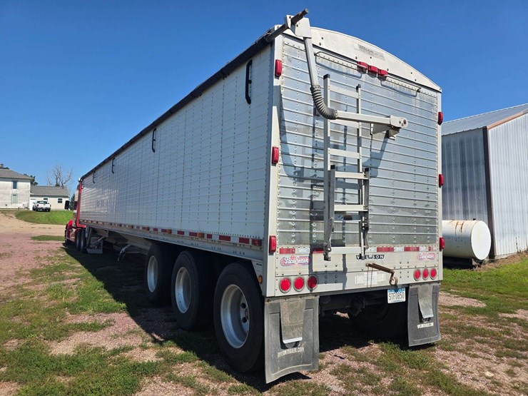 2013-wilson-50'-hopper-bottom-trailer,-84"-wide-with-102"-sides,-commodity-tubes,-ddl-triple,-electr-image-30