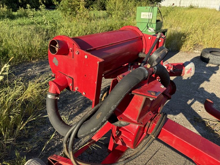 van-dale-liquid-manure-pump,-hydraulic,-self-priming,-540-pto,-on-2-wheel-cart,-15’x6”-suction-hose,-image-11