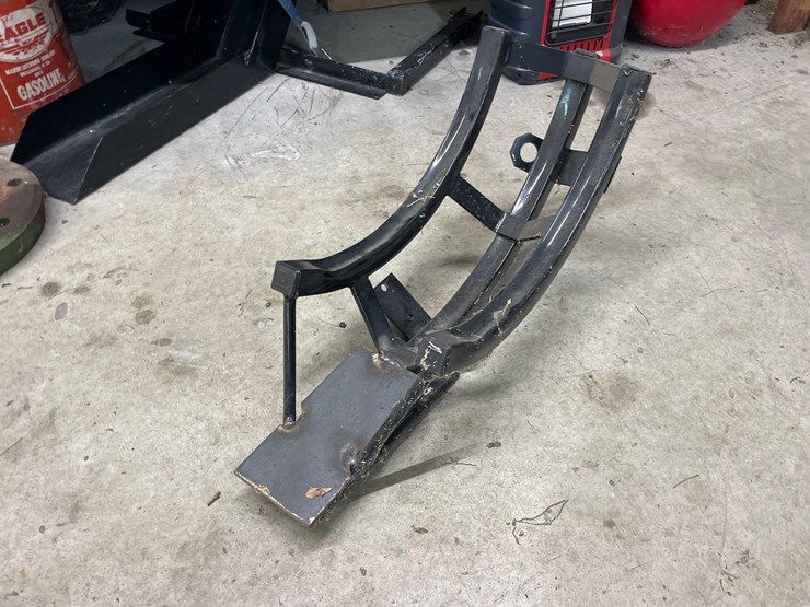 motorcyle-trailer-tire-bracket-image-1