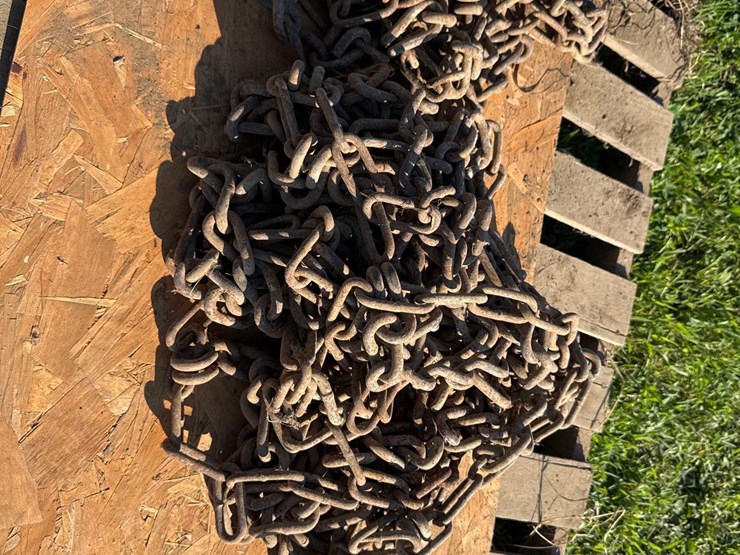 16.4-34-tractor-chains-image-2