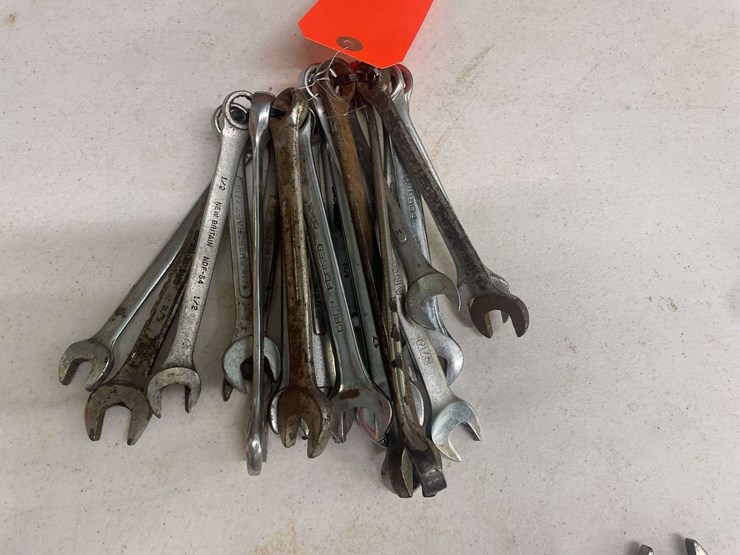 lot-of-(20)-wrenches-image-1