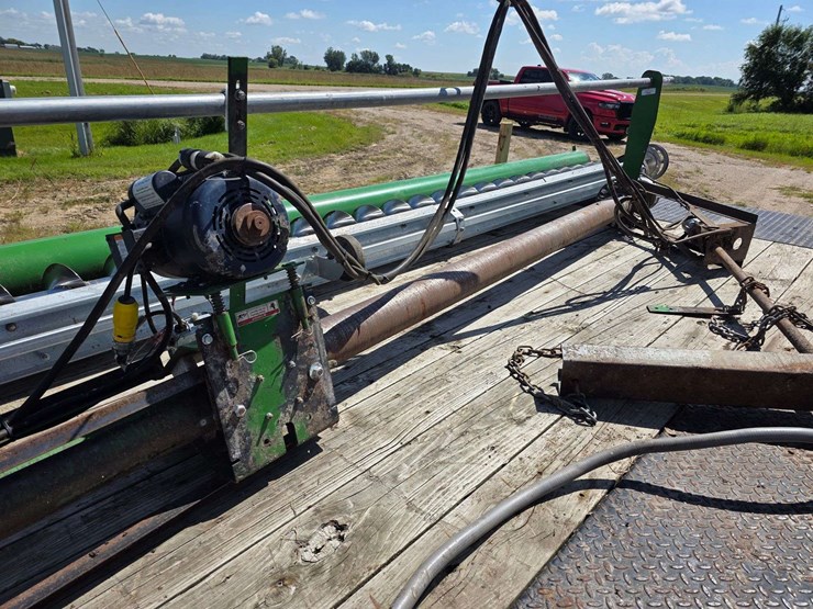 36’-stirrator,-230v,-1-phase,-3-down-augers,-currently-for-7-ring-bin-,-3-–-2hp-electric-motors,-upg-image-7