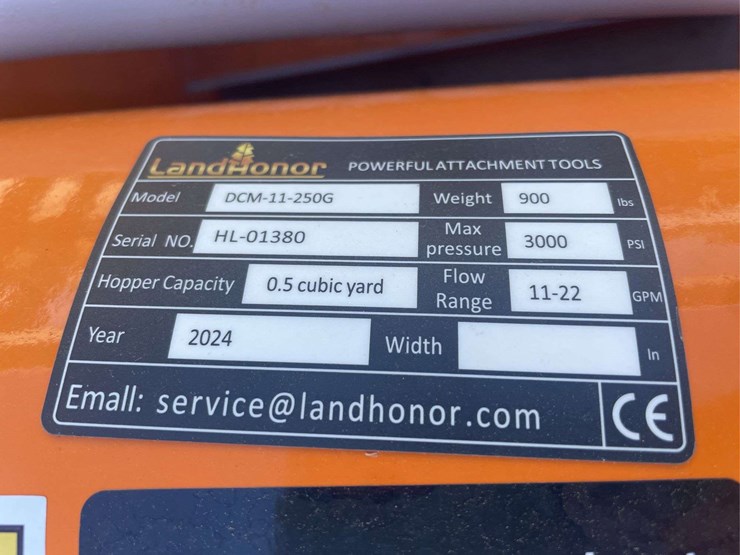 2024-landhonor-double-discharge-concrete-mixer-image-3