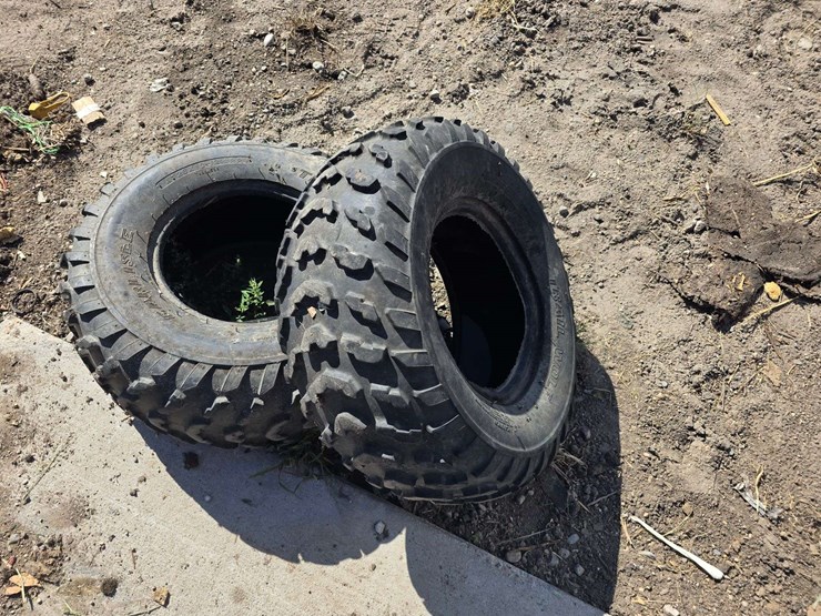 (2)-at26x10-12-carlise-tires,-buying-all-for-one-money-image-2